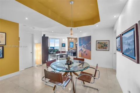 $1,499,000 | 808 Brickell Key Drive, Unit 1808, Miami, FL 33131