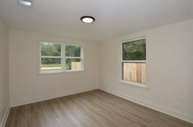 $2,275 | 670 Dupre Road, McClellanville, SC 29458