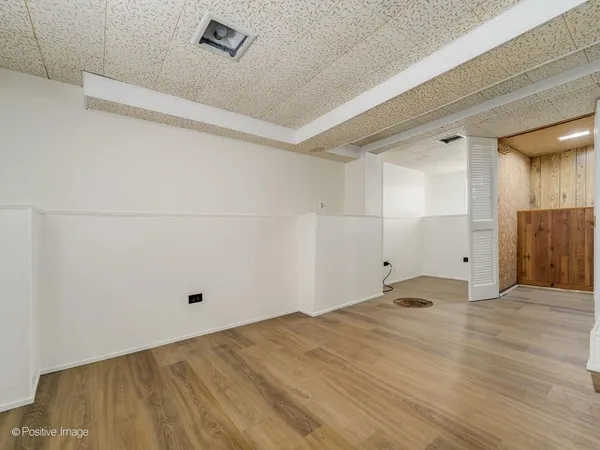 $450,000 | 4626 North Leclaire Avenue, Chicago, IL 60630