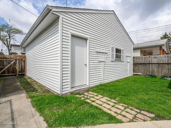$450,000 | 4626 North Leclaire Avenue, Chicago, IL 60630