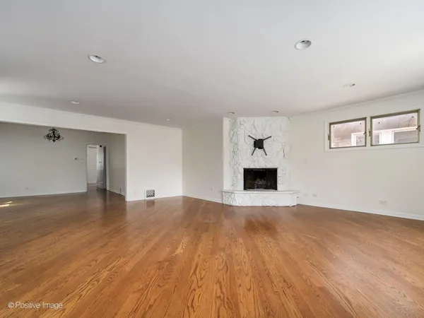 $450,000 | 4626 North Leclaire Avenue, Chicago, IL 60630