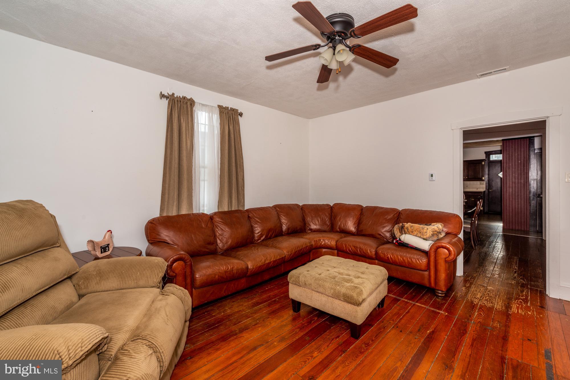 2070 Main Street Lititz, PA 17543 - Photo 12 of 27 Family Room