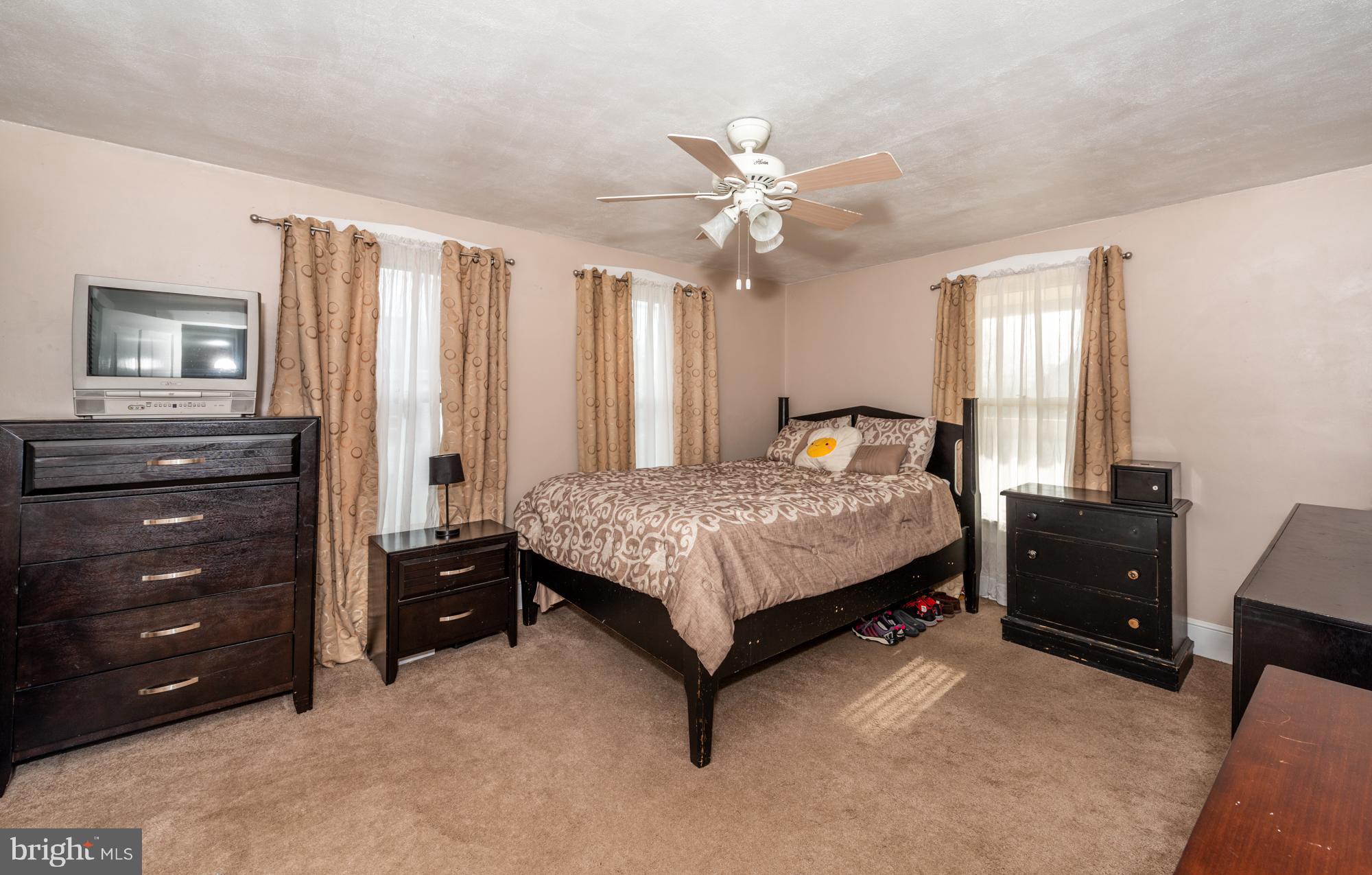 2070 Main Street Lititz, PA 17543 - Photo 16 of 27 Bedroom 1