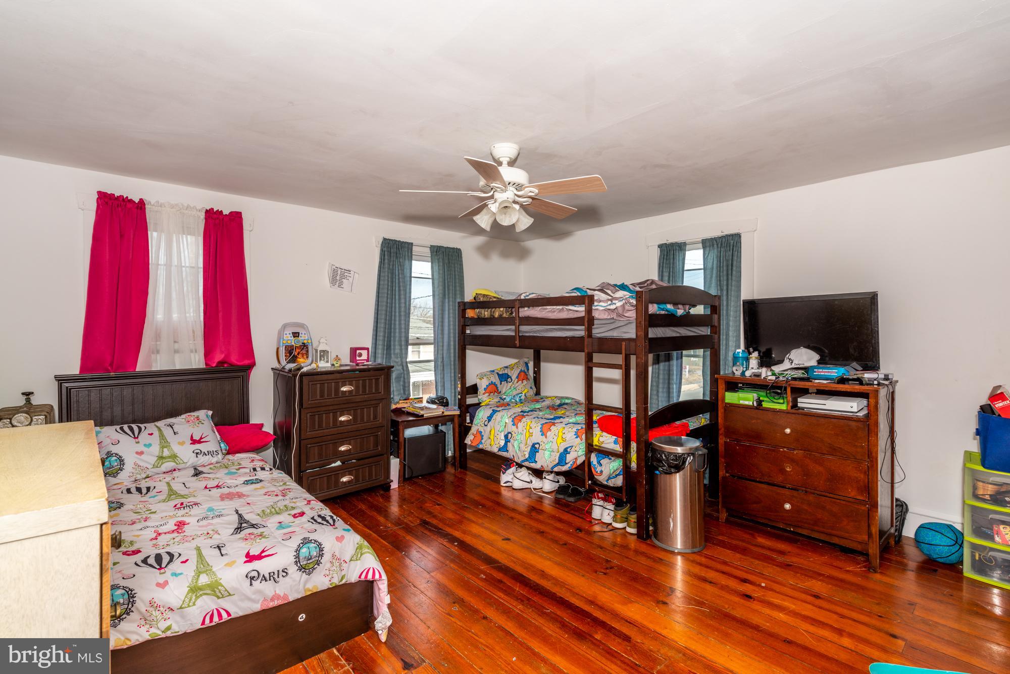 2070 Main Street Lititz, PA 17543 - Photo 17 of 27 Bedroom 2