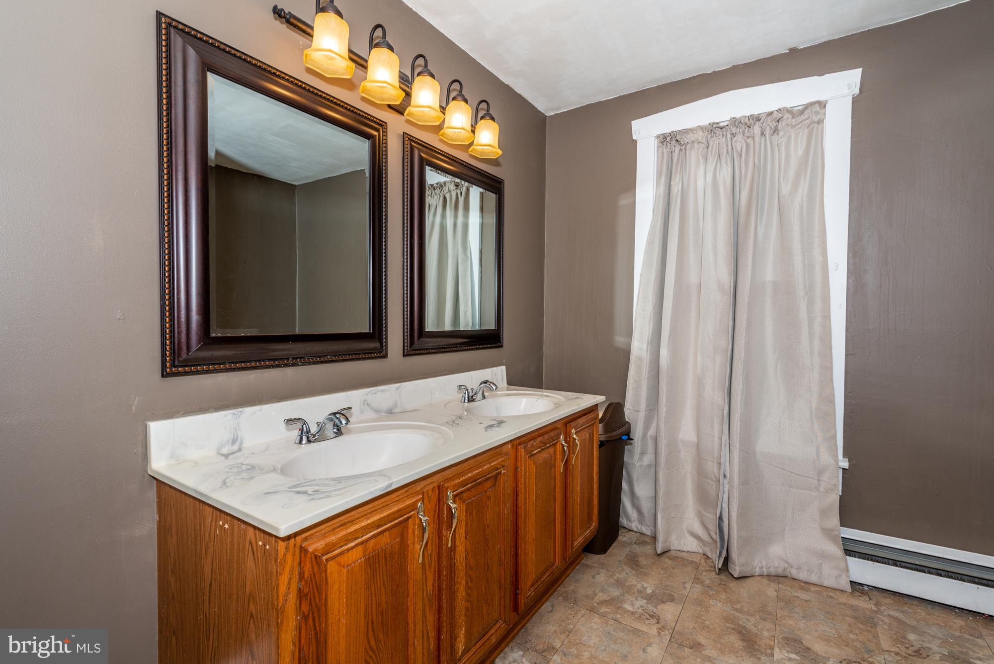 2070 Main Street Lititz, PA 17543 - Photo 19 of 27 Upstairs Bathroom