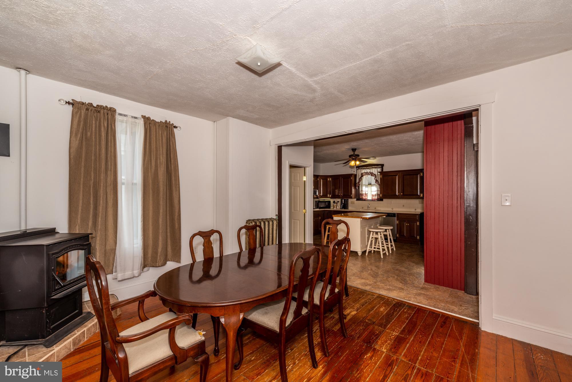 2070 Main Street Lititz, PA 17543 - Photo 9 of 27 Dining Room