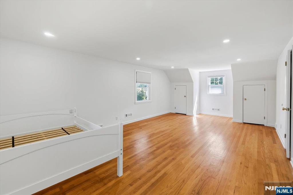101 Pershing Road Englewood Cliffs, NJ 07632 - Photo 17 of 29
