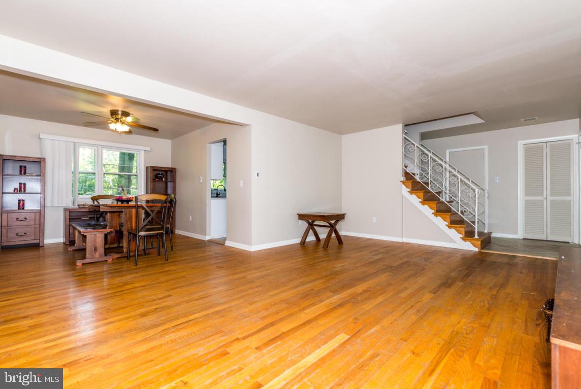 1133 Devonshire Road Lancaster, PA 17601 - Photo 7 of 24 Gallery Image 7