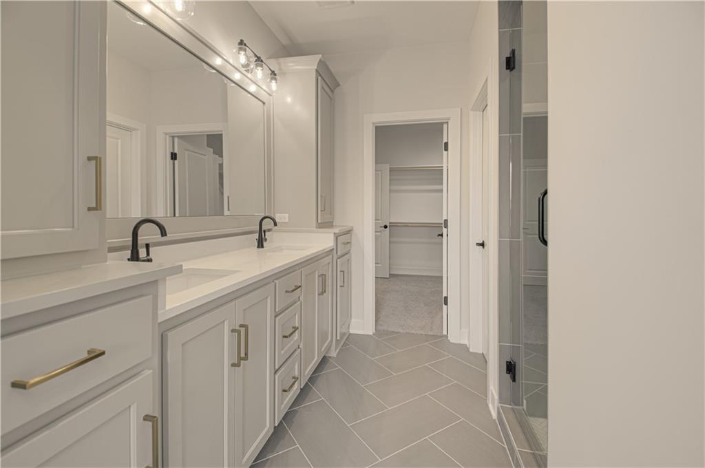 11544 North Olathe View Road Olathe, KS 66061 - Photo 19 of 49