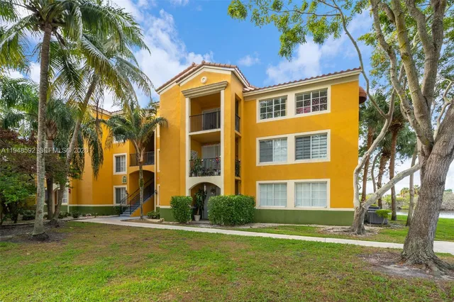 $2,600 | 2401 West Preserve Way, Unit 204, Miramar, FL 33025