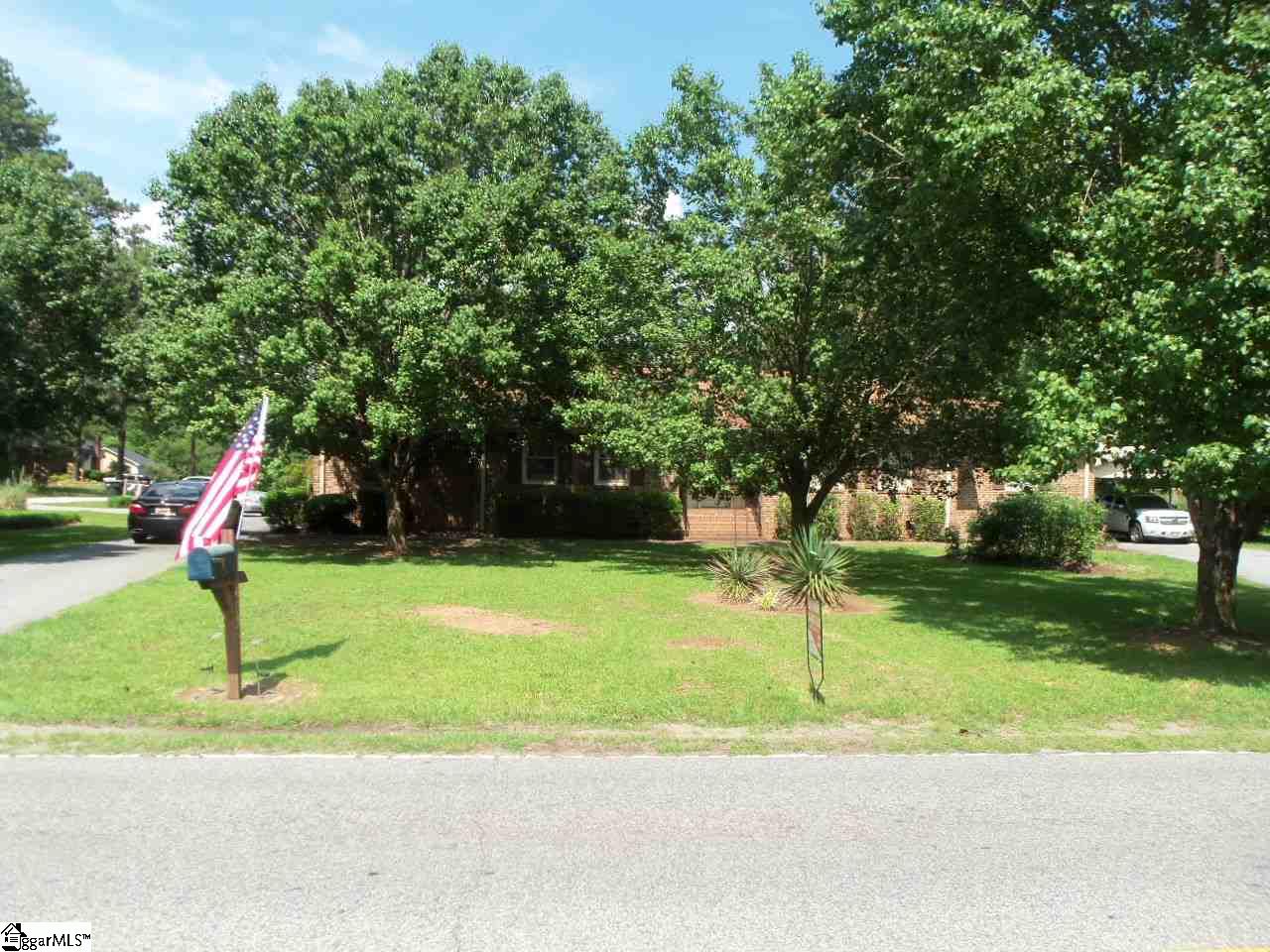 409-411 Floyd Road Spartanburg, SC 29307 - Photo 3 of 8