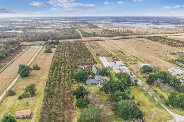 $395,000 | 14116 Highway 23, Belle Chasse, LA 70037