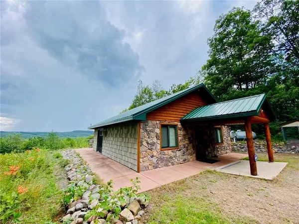 $359,900 | 26775 Freedom Valley Drive, Washburn, WI 54891
