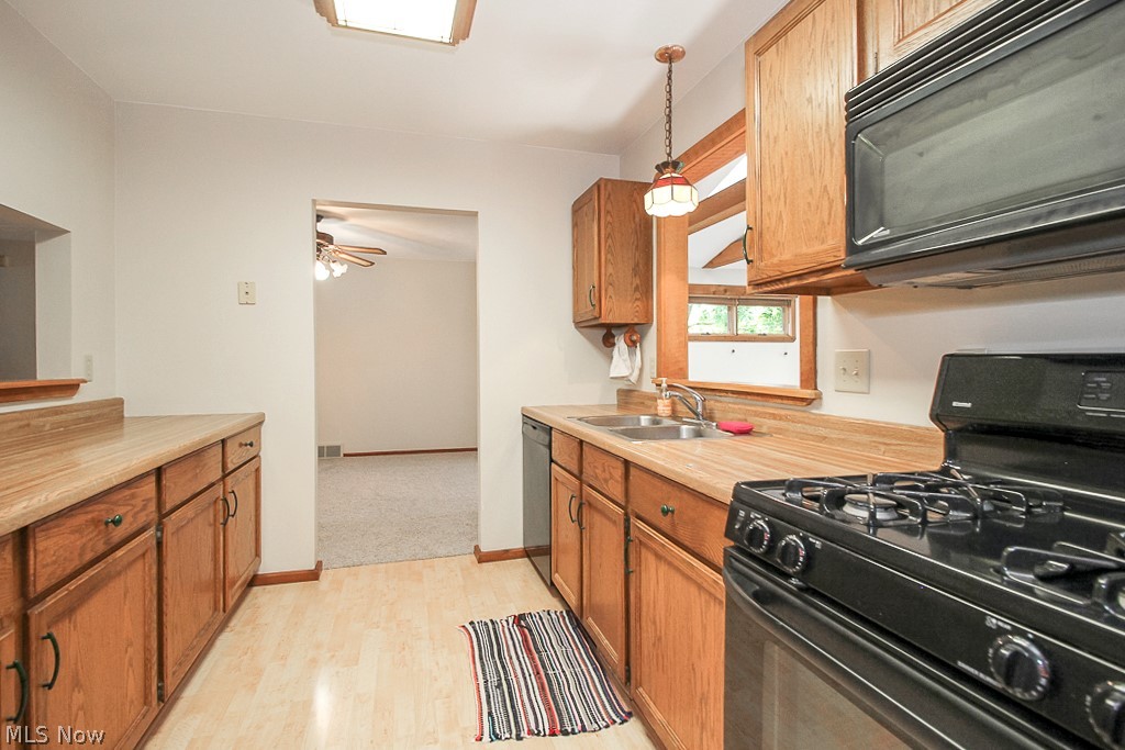 34580 Chestnut Ridge Road North Ridgeville, OH 44039 - Photo 14 of 35