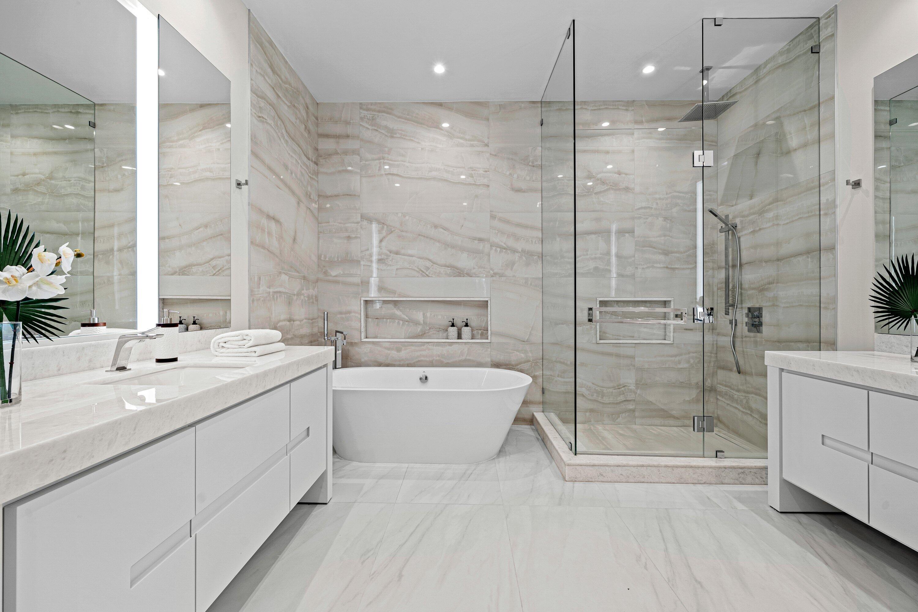 220 Southeast Mizner Boulevard, Unit 102 Boca Raton, FL 33432 - Photo 17 of 55 Primary Bathroom