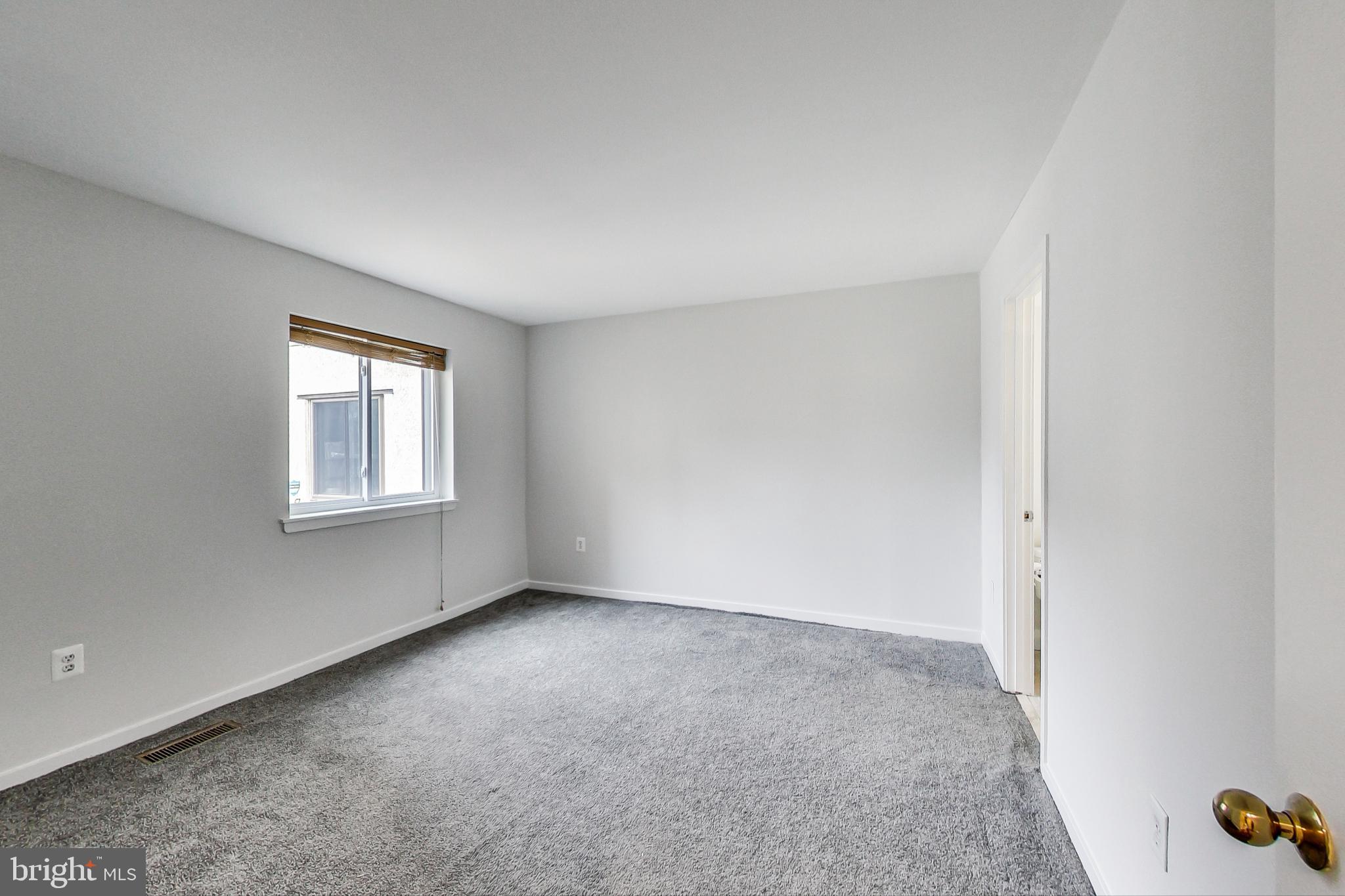 8917 Battery Place, Unit 26 Bethesda, MD 20814 - Photo 17 of 31 Second En-Suite Bedroom