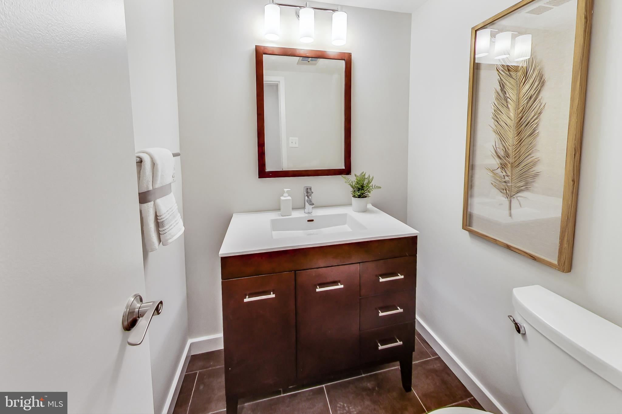 8917 Battery Place, Unit 26 Bethesda, MD 20814 - Photo 10 of 31 Convenient Powder Room