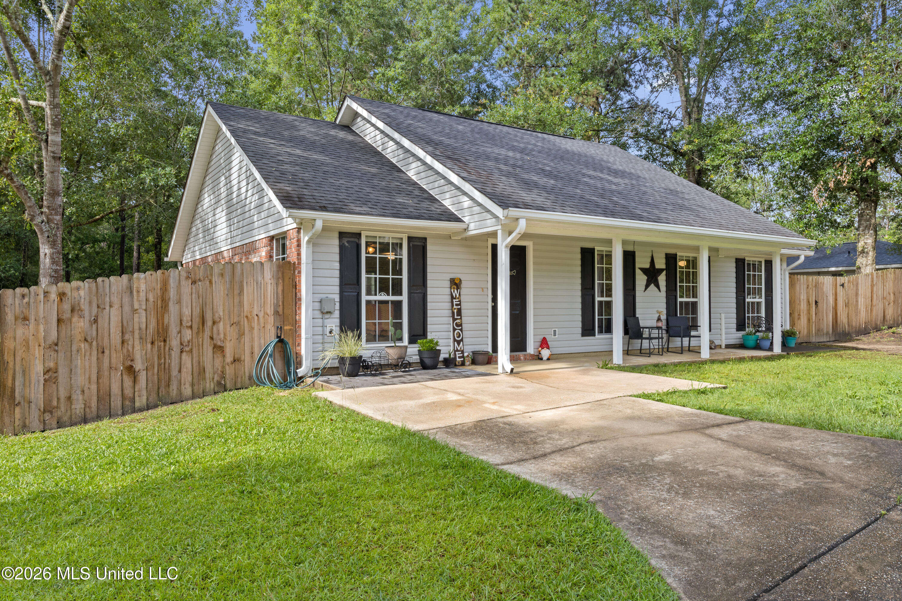 19633 West Wortham Road Saucier, MS 39574 - Photo 2 of 29 00002 (1)