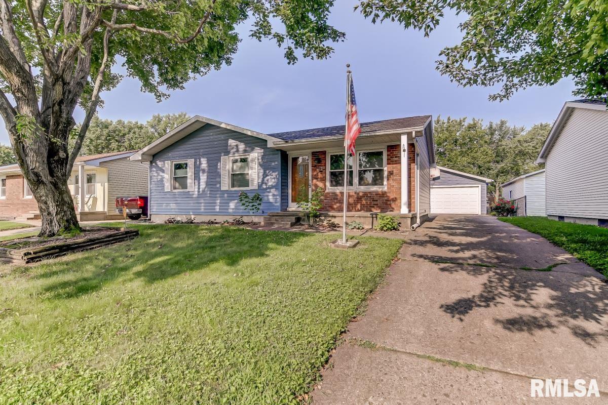2105 Scarbrough Road Springfield, IL 62702 - Photo 1 of 23