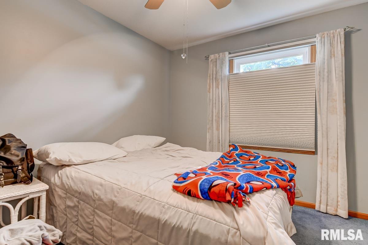 2105 Scarbrough Road Springfield, IL 62702 - Photo 13 of 23