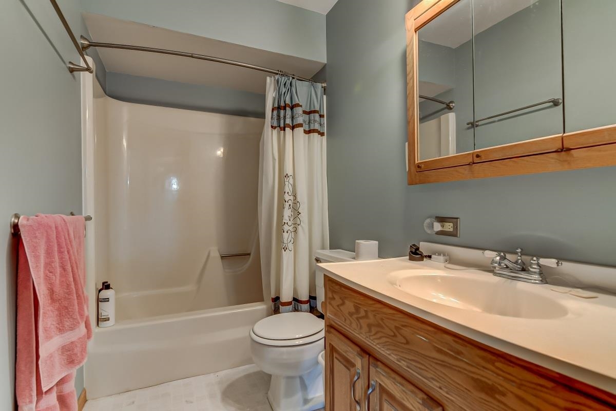 2105 Scarbrough Road Springfield, IL 62702 - Photo 14 of 23