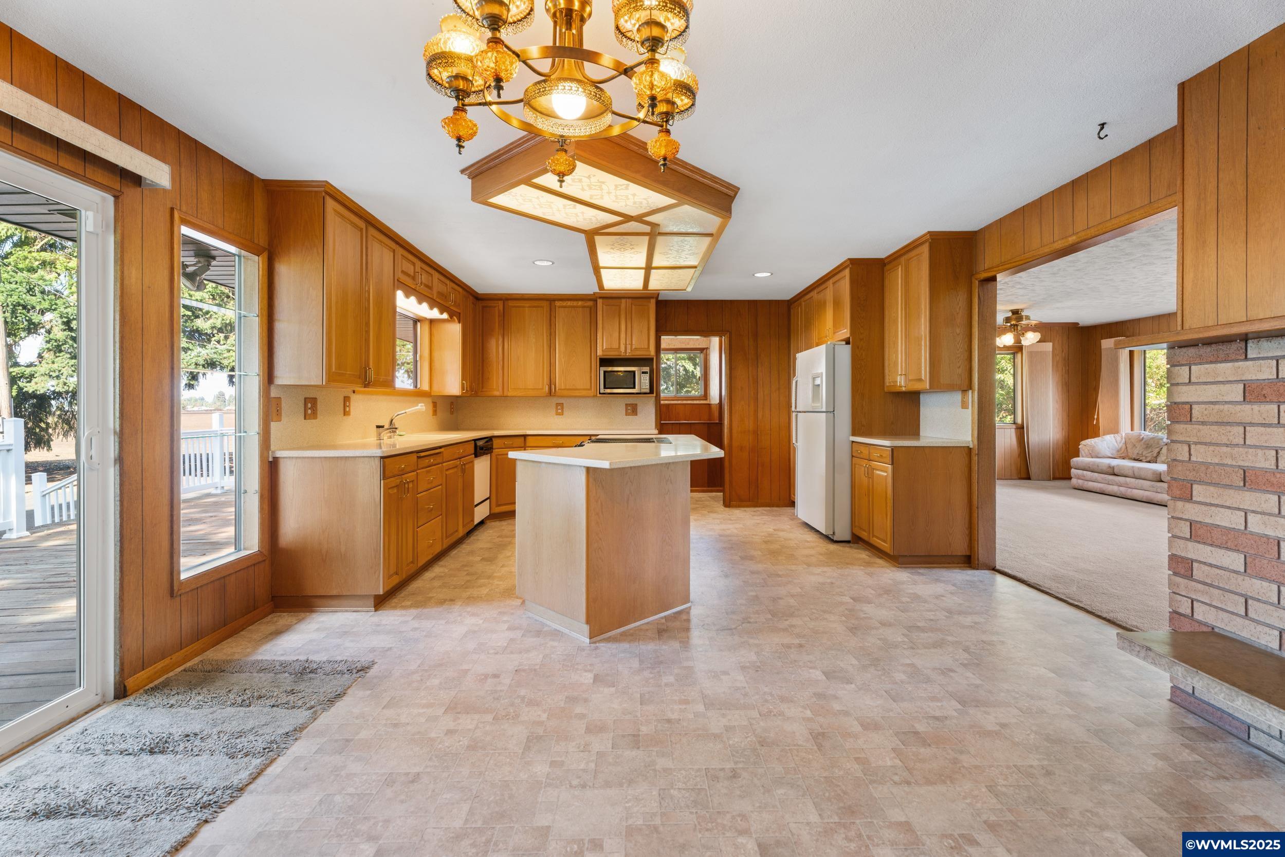 15895 Old Butteville Road Northeast Gervais, OR 97026 - Photo 7 of 39