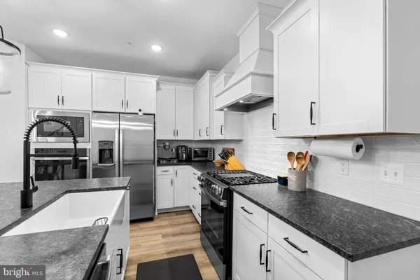 $499,000 | 2508 West Peninsula Drive, Unit 302A, Baltimore, MD 21230