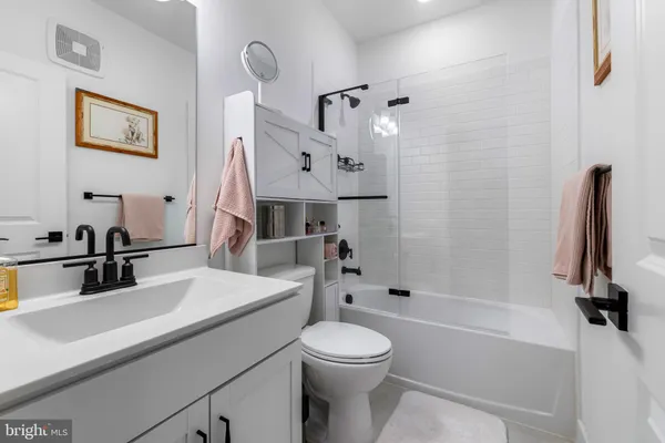 $499,000 | 2508 West Peninsula Drive, Unit 302A, Baltimore, MD 21230