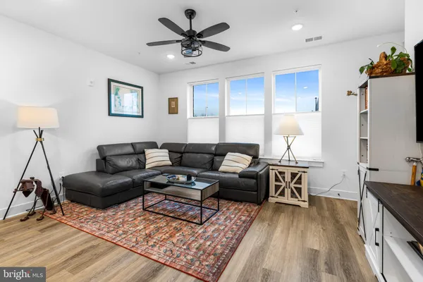 $499,000 | 2508 West Peninsula Drive, Unit 302A, Baltimore, MD 21230