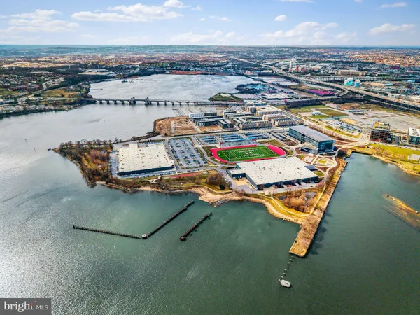 $499,000 | 2508 West Peninsula Drive, Unit 302A, Baltimore, MD 21230