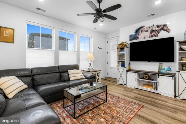 $499,000 | 2508 West Peninsula Drive, Unit 302A, Baltimore, MD 21230