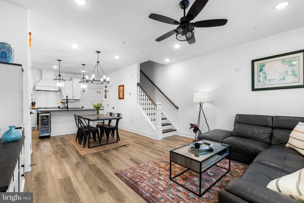 $499,000 | 2508 West Peninsula Drive, Unit 302A, Baltimore, MD 21230