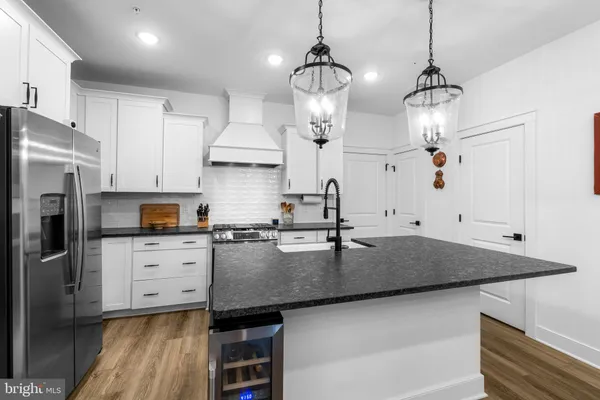 $499,000 | 2508 West Peninsula Drive, Unit 302A, Baltimore, MD 21230