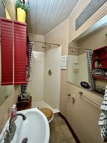 $230,000 | 395 Market Street, Elkton, TN 38455