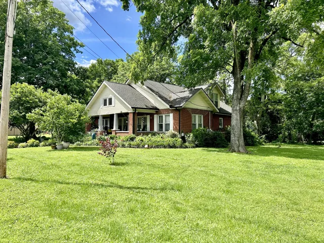 $245,000 | 395 Market Street, Elkton, TN 38455