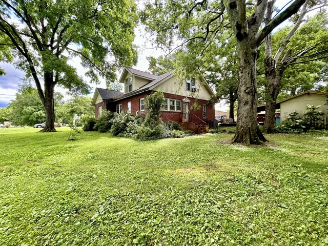 $230,000 | 395 Market Street, Elkton, TN 38455