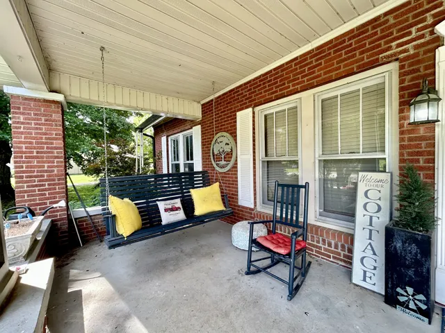 $245,000 | 395 Market Street, Elkton, TN 38455