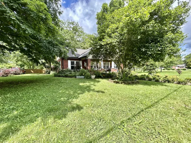 $230,000 | 395 Market Street, Elkton, TN 38455