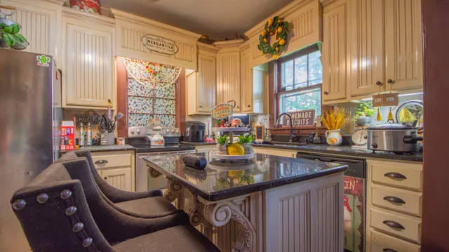 $245,000 | 395 Market Street, Elkton, TN 38455