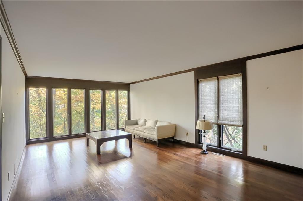 108 Berwyn Road Pittsburgh, PA 15237 - Photo 2 of 25 Gallery Image 2