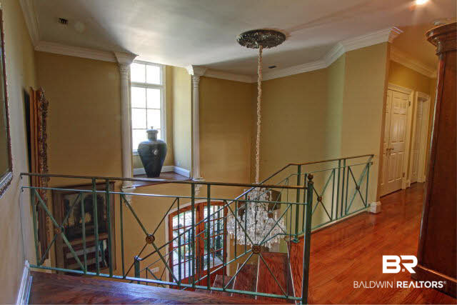 307 Cameron Court Daphne, AL 36526 - Photo 22 of 43 upstairs hall