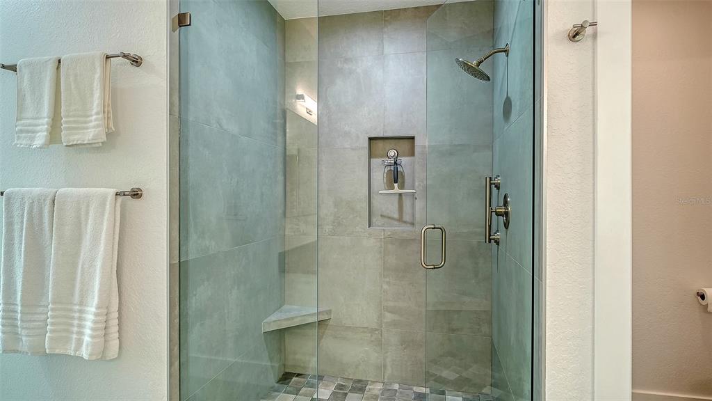 166 Golden Gate Point, Unit 22 Sarasota, FL 34236 - Photo 28 of 49