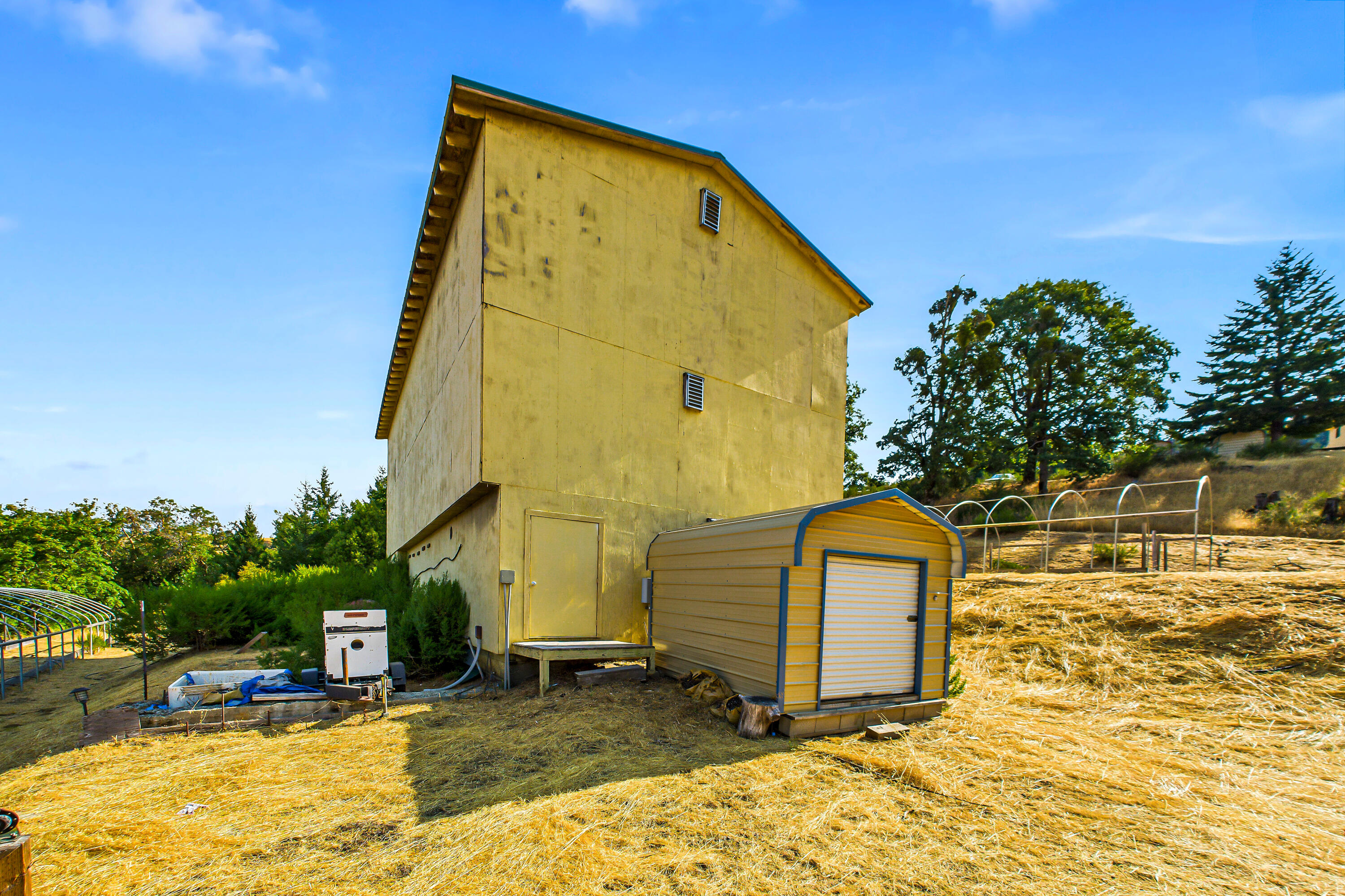 26092 Dyerville Loop Road Garberville, CA 95542 - Photo 59 of 74