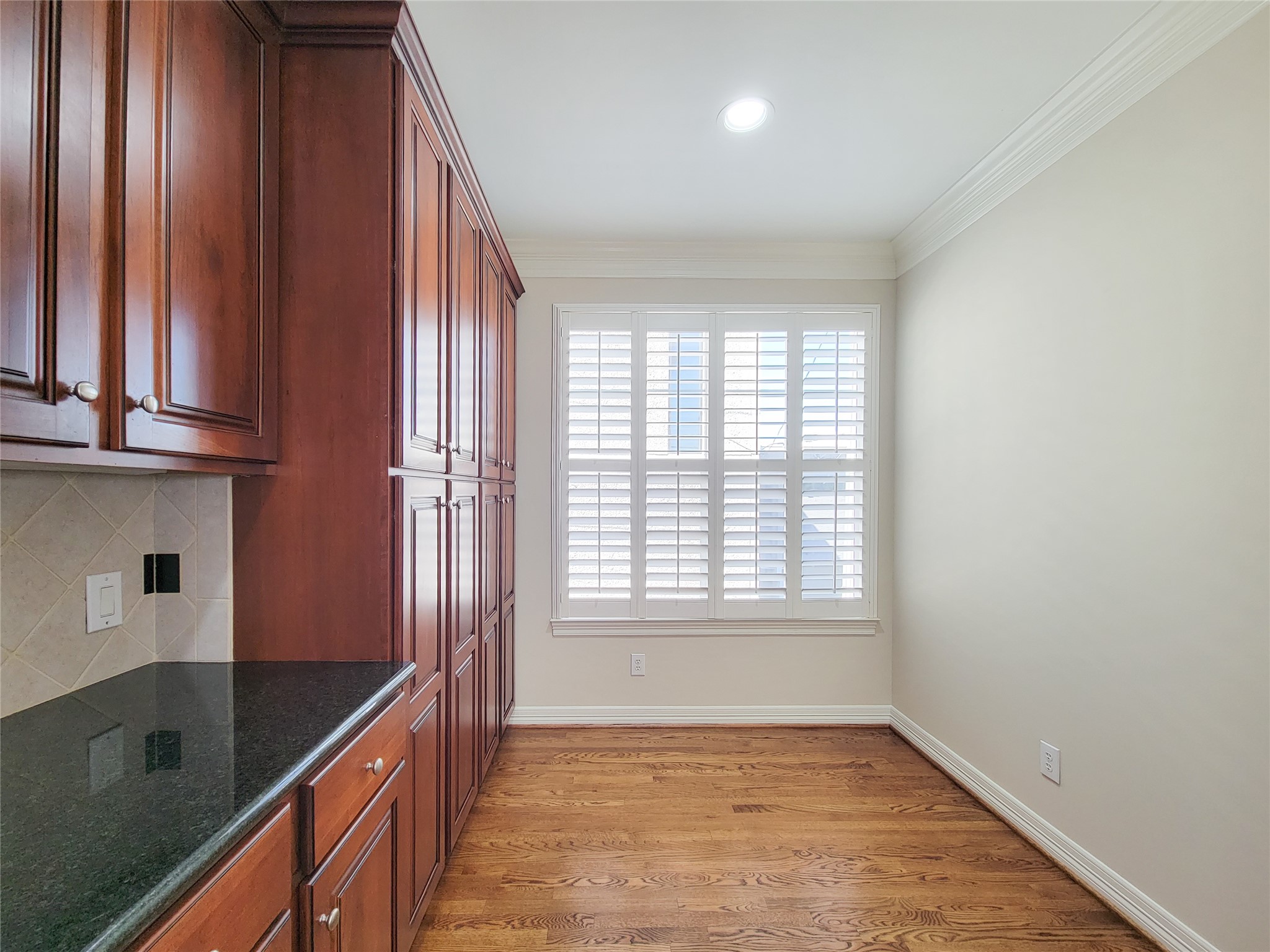2614 Wroxton Road West University Place, TX 77005 - Photo 14 of 45