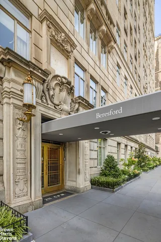 $2,795,000 | 211 Central Park West, Unit 12H | Upper West Side