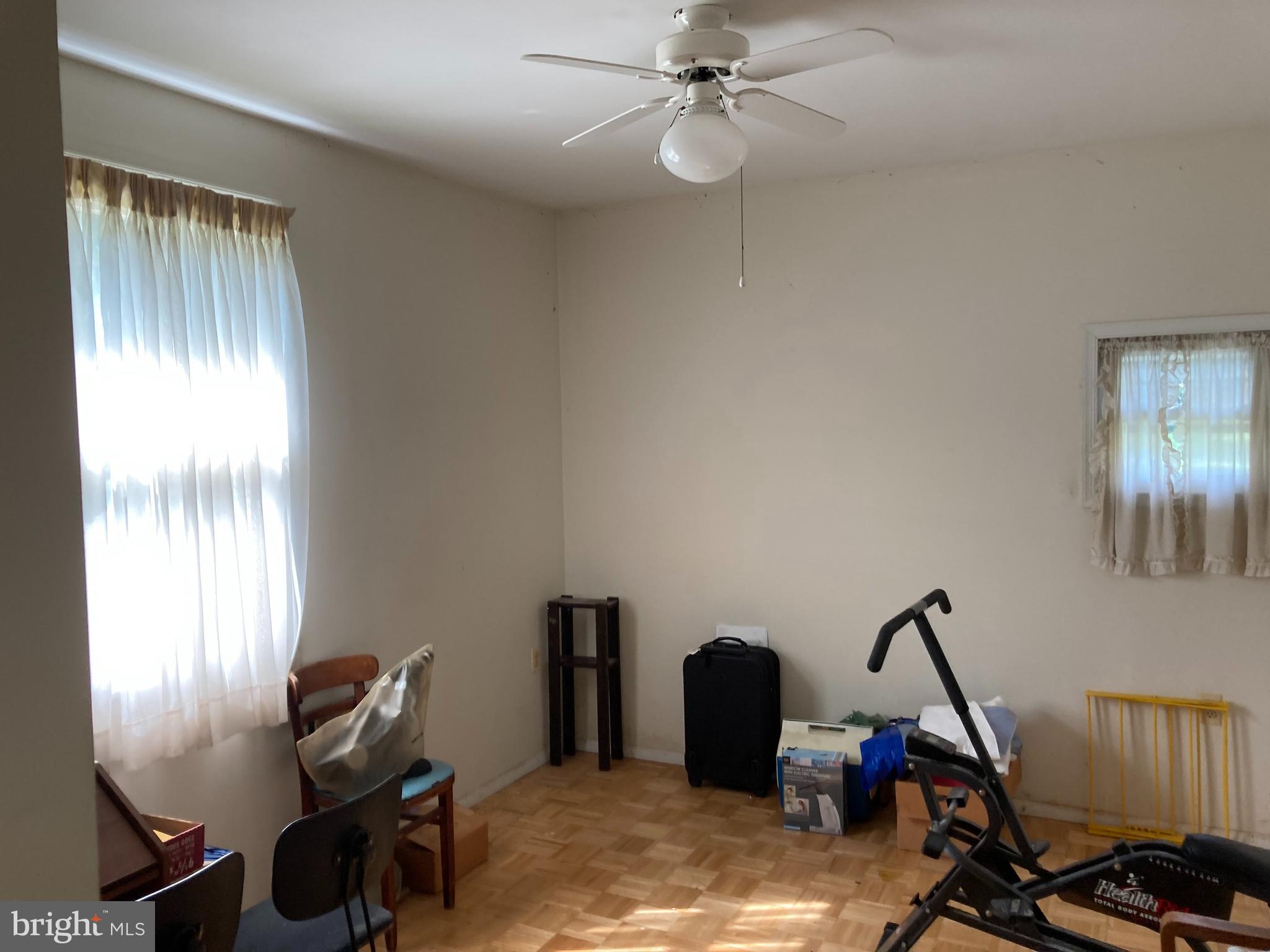 9811 Piscataway Road Clinton, MD 20735 - Photo 12 of 33 Main level bedroom #2
