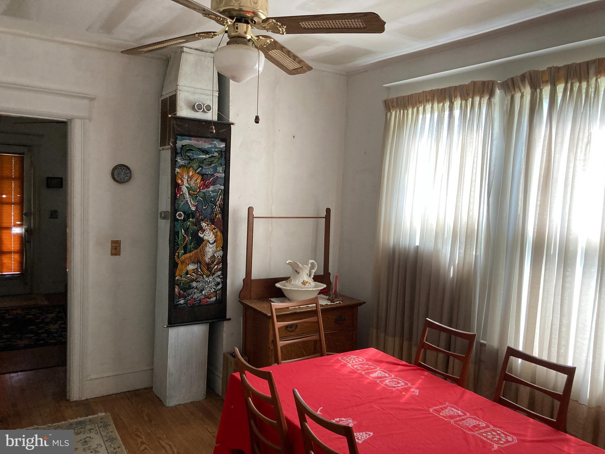 9811 Piscataway Road Clinton, MD 20735 - Photo 17 of 33 Dining Room