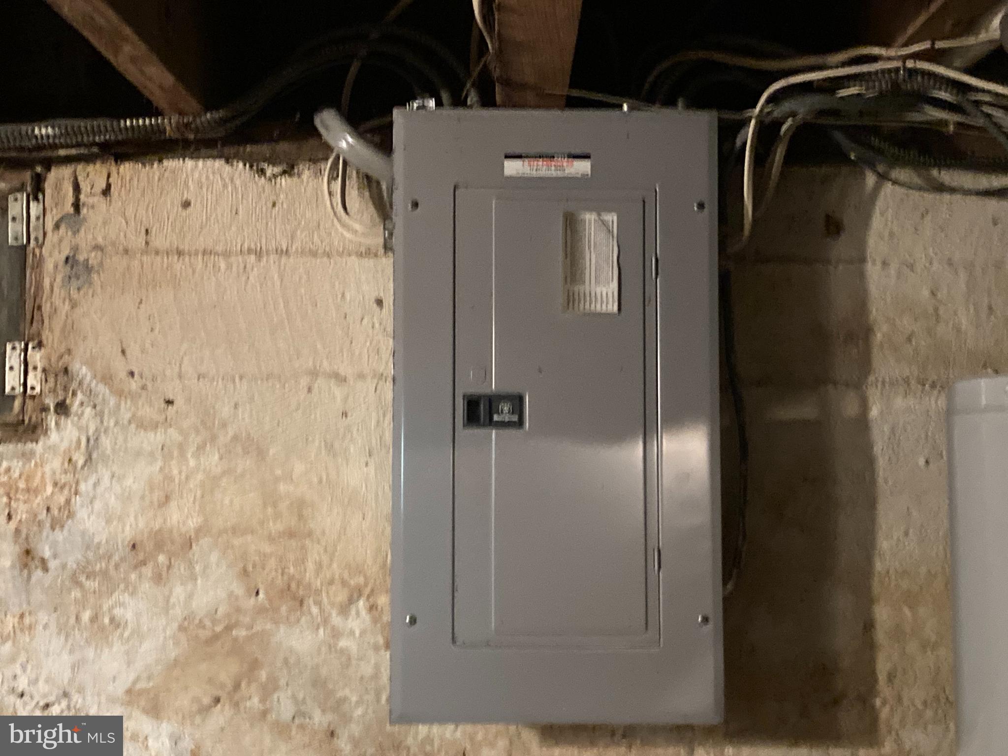 9811 Piscataway Road Clinton, MD 20735 - Photo 33 of 33 200 Amp Service