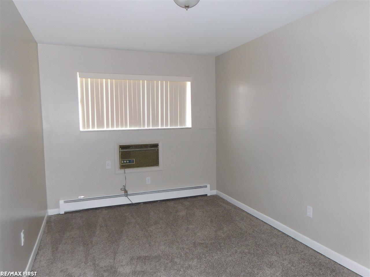 23371 Kelly Road, Unit 6 Eastpointe, MI 48021 - Photo 10 of 15