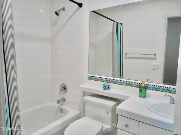 $2,275,000 | 6438 Deerbrook Road, Oak Park, CA 91377